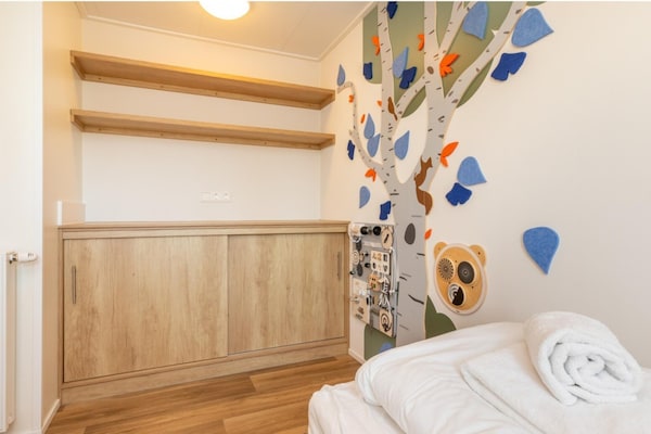 Foto van Villa in Burgh-Haamstede met tuin - Vakantiehuis in Burgh-Haamstede - BedRoom