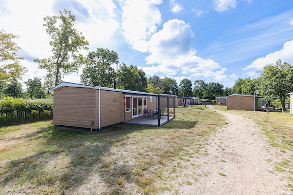 Foto van Villa in Burgh-Haamstede met tuin - Vakantiehuis in Burgh-Haamstede - ExteriorSummer