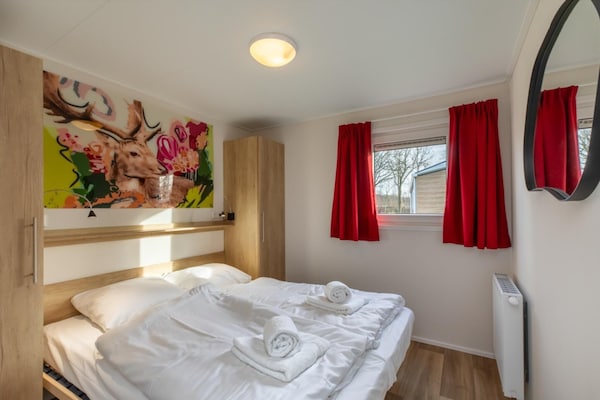 Foto van Villa in Burgh-Haamstede met tuin - Vakantiehuis in Burgh-Haamstede - BedRoom