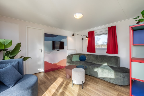 Foto van Villa in Burgh-Haamstede met tuin - Vakantiehuis in Burgh-Haamstede - LivingRoom