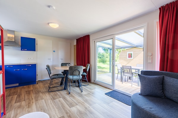 Foto van Villa in Burgh-Haamstede met tuin - Vakantiehuis in Burgh-Haamstede - LivingRoom