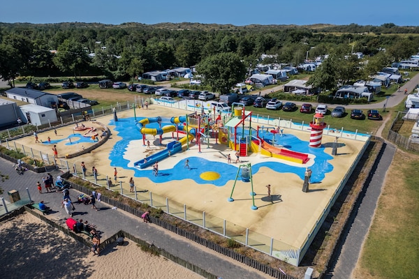 Foto van Villa in Burgh-Haamstede met tuin - Vakantiehuis in Burgh-Haamstede - ParkFacilities