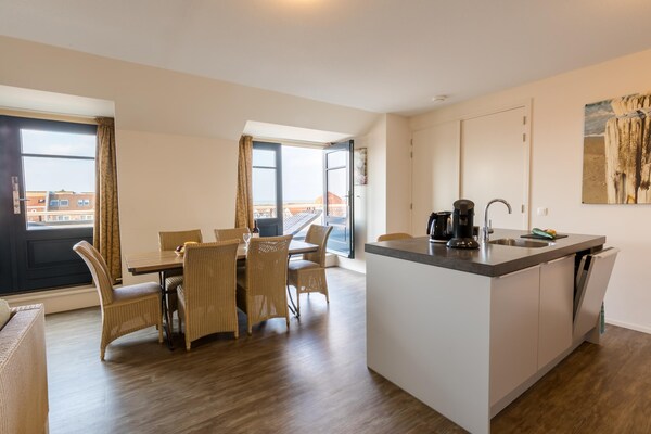 Foto van Appartement in Domburg bij het Strand - Vakantiehuis in Domburg - DiningRoom