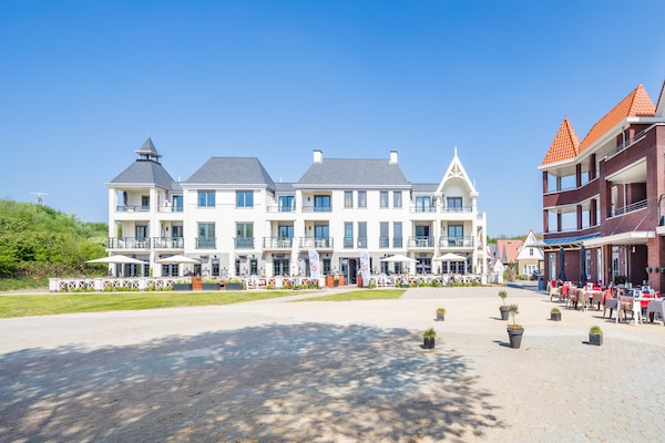Foto van Appartement bij Noordzee Dishoek Strand - Vakantiehuis in Koudekerke - ExteriorSummer