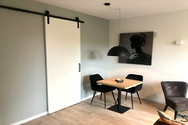 Foto van Lodge met prachtig uitzicht op de kerk - Vakantiehuis in Zoutelande - DiningRoom