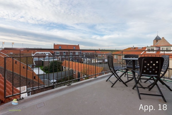 Foto van Appartement in Zoutelande bij Strand - Vakantiehuis in Zoutelande - TerraceBalcony
