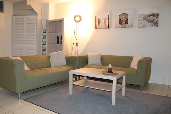 Foto van Gezellige badplaats in Zeeland - Vakantiehuis in Wemeldinge - LivingRoom