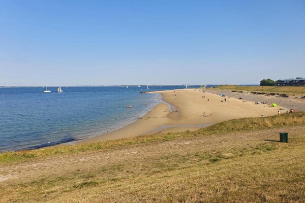 Foto van Gezellige badplaats in Zeeland - Vakantiehuis in Wemeldinge - AreaSummer20KM