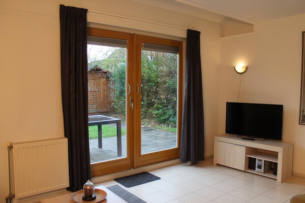 Foto van Gezellige badplaats in Zeeland - Vakantiehuis in Wemeldinge - LivingRoom