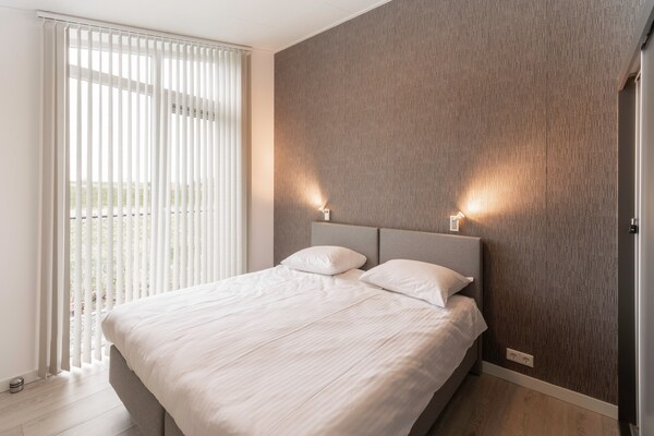 Foto van Huis in Zeeland bij de Dijk - Vakantiehuis in Wemeldinge - BedRoom