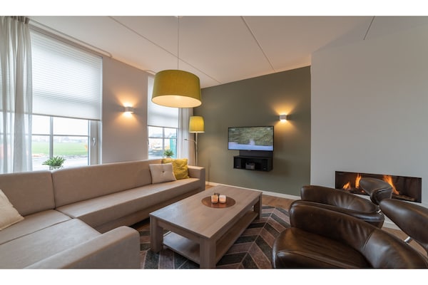 Foto van Villa in Zeeland bij Schone Stranden - Vakantiehuis in Colijnsplaat - LivingRoom