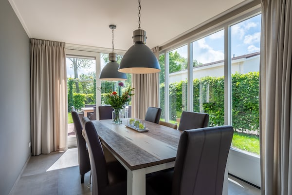 Foto van Vrijstaand Huis Zeeland bij Strand - Vakantiehuis in Kamperland - DiningRoom
