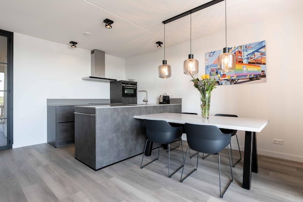 Foto van Loft bij Marina en Veerse Meer - Vakantiehuis in Kamperland - Kitchen