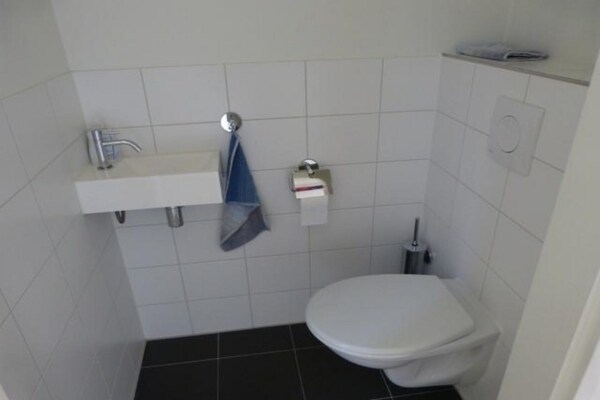 Foto van Vakantiehuis in Breskens bij Strand - Vakantiehuis in Breskens - BathRoom