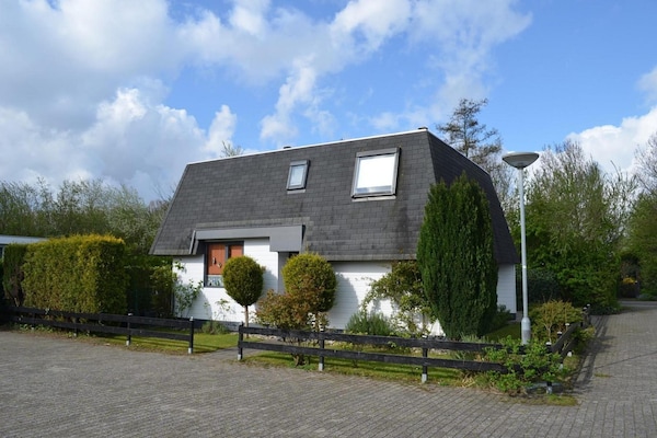 Foto van Zeeuwse woning met open haard - Vakantiehuis in Breskens - ExteriorSummer