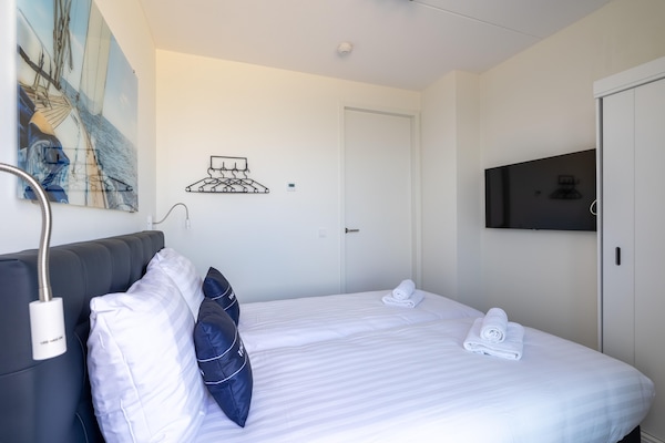 Foto van Appartement bij haven Sint-Annaland - Vakantiehuis in Sint-Annaland - BedRoom