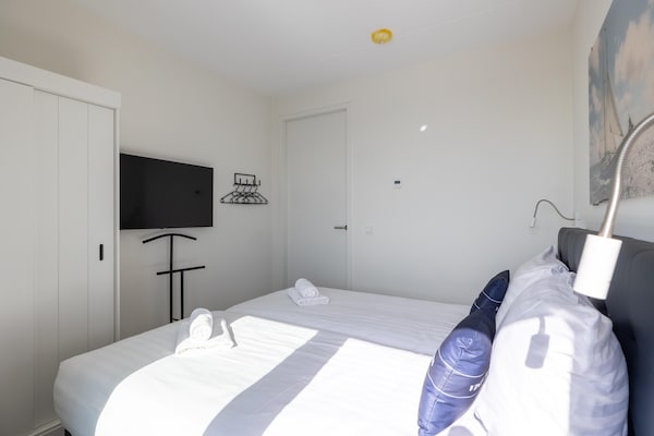 Foto van Appartement bij haven Sint-Annaland - Vakantiehuis in Sint-Annaland - BedRoom