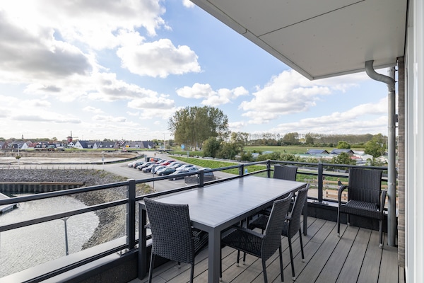Foto van Appartement bij haven Sint-Annaland - Vakantiehuis in Sint-Annaland - TerraceBalcony