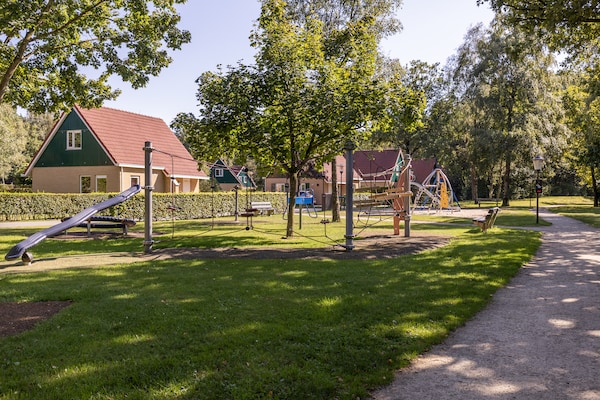 Foto van Vakantiehuis in Brabant met Bubbelbad - Vakantiehuis in Diessen-Baarschot - ParkFacilities