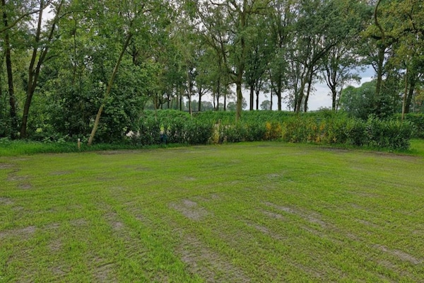 Foto van Tiny House in Brabant met Terras - Vakantiehuis in Oirschot - AreaSummer20KM