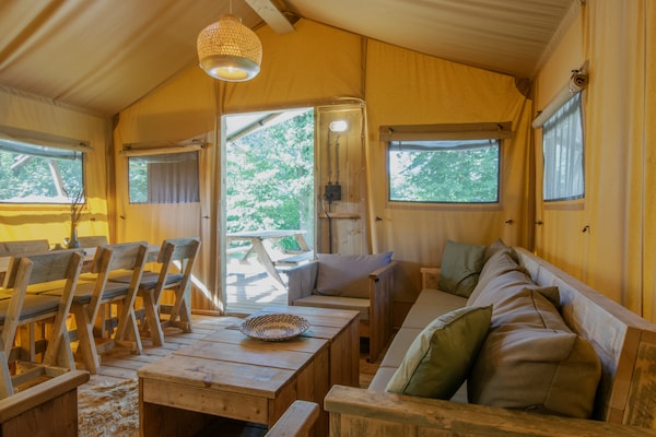 Foto van Safaritent op vakantiepark - Vakantiehuis in Arcen - LivingRoom