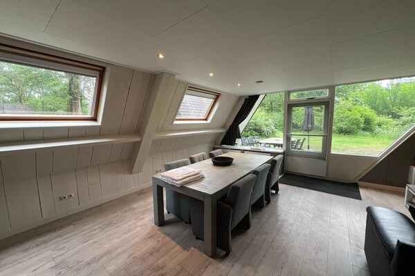 Foto van Bungalow in Limburg bij natuurgebieden - Vakantiehuis in Stramproy - DiningRoom