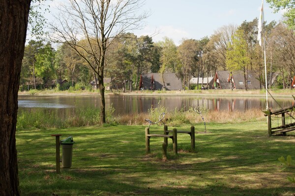 Foto van Huisdiervriendelijke vakantie - Vakantiehuis in Stramproy - ParkFacilities