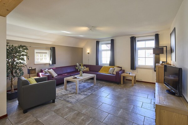 Foto van Boerderij in Limburg bij Designer Outlet - Vakantiehuis in Roggel - LivingRoom