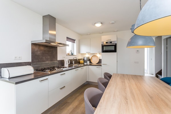 Foto van Bungalow in Limburg met Luxe Keuken - Vakantiehuis in Roggel - Kitchen