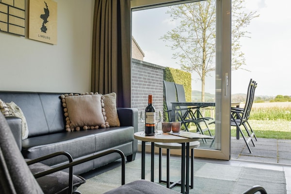 Foto van Reevallis Vakantiehuis, Vijlen - Vakantiehuis in Vijlen - LivingRoom