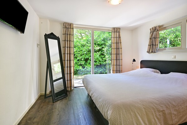 Foto van Chalet in Reutum met Sauna en Natuur - Vakantiehuis in Reutum-Weerselo - BedRoom