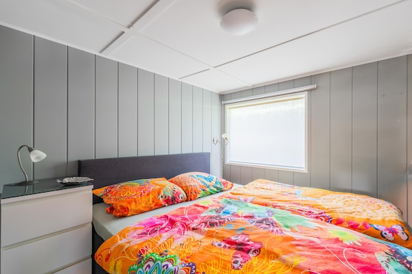 Foto van Chalet in Reutum bij Almelo Nordhorn Kanaal - Vakantiehuis in Reutum - BedRoom