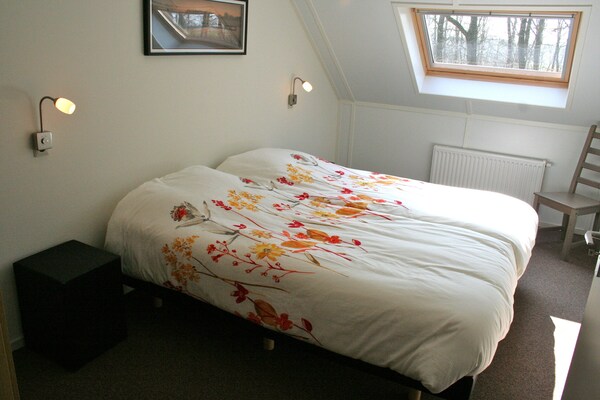 Foto van Rustige open plek met kind - Vakantiehuis in Hardenberg (rheezerveen) - BedRoom
