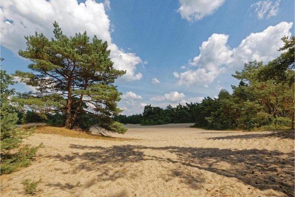 Foto van Rustige open plek met kind - Vakantiehuis in Hardenberg (rheezerveen) - AreaSummer20KM