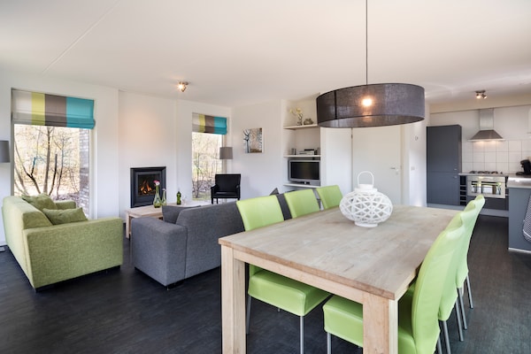 Foto van Villa met Solarium nr Hoogeveen - Vakantiehuis in Ruinen - LivingRoom