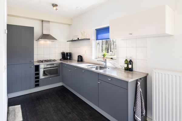 Foto van Villa met Solarium nr Hoogeveen - Vakantiehuis in Ruinen - Kitchen