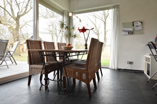 Foto van Villa in Luttenberg bij Nationaal Park - Vakantiehuis in Luttenberg - DiningRoom