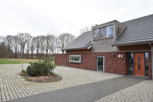 Foto van Villa in Luttenberg bij Nationaal Park - Vakantiehuis in Luttenberg - ExteriorSummer