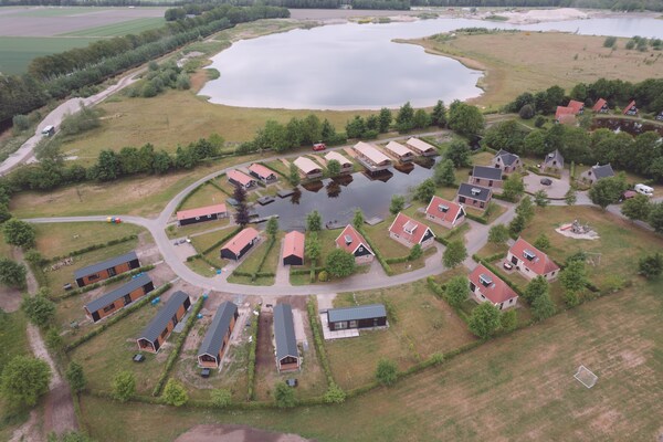 Foto van Ontsnapping aan het meer voor groepen - Vakantiehuis in Bant - AreaSummer5KM