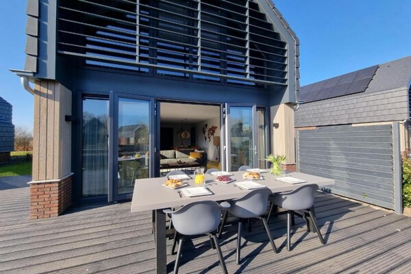 Foto van Watervilla in Balk bij Slotermeer - Vakantiehuis in Balk - ExteriorSummer