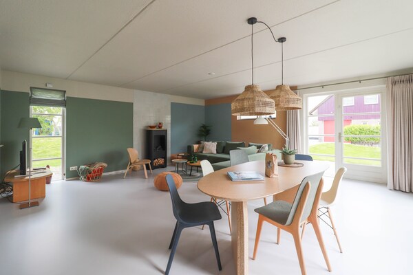 Foto van Moderne villa in Makkum met tuin - Vakantiehuis in Makkum - Untagged