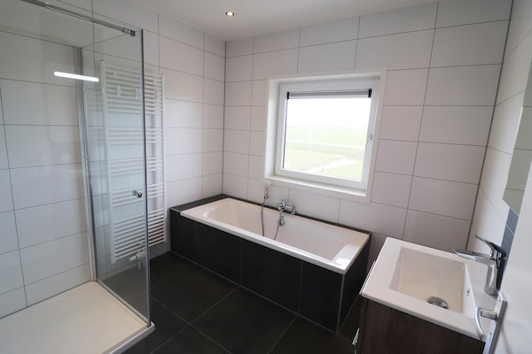 Foto van Landhuis in Leons - Vakantiehuis in Leons - BathRoom