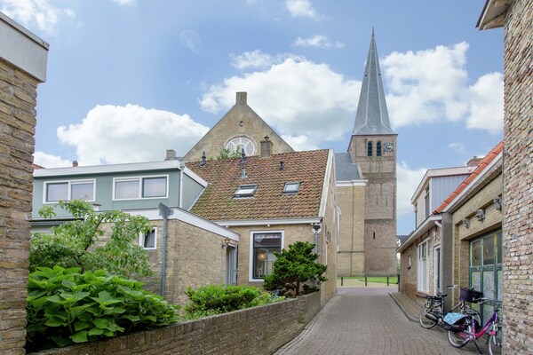 Foto van Vakantiehuis Harlingen bij Zee - Vakantiehuis in Harlingen - ExteriorSummer
