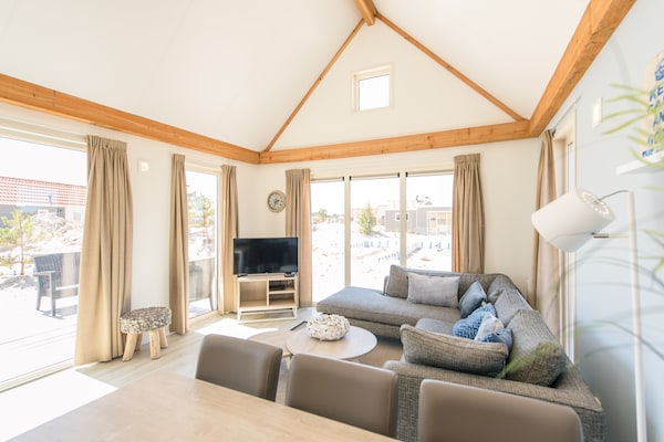 Foto van Gezellige Lodge bij Hollum - Vakantiehuis in Hollum - LivingRoom