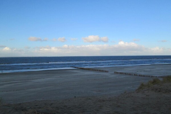 Foto van Charmant duinchalet tussen golfbaan en strand - Vakantiehuis in Hollum - AreaSummer20KM