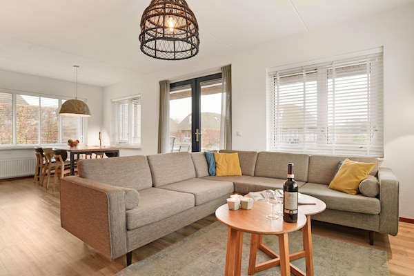 Foto van Vakantieverblijf in De Bloemert - Vakantiehuis in Midlaren - LivingRoom