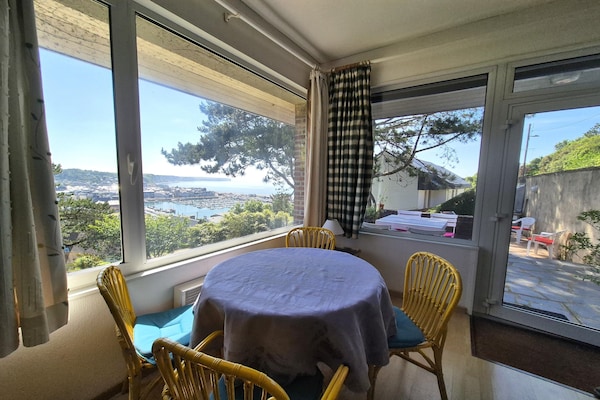 Foto van Duplex in Fécamp met havenzicht - Vakantiehuis in Fécamp - LivingRoom