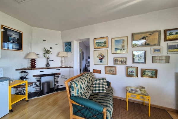 Foto van Duplex in Fécamp met havenzicht - Vakantiehuis in Fécamp - LivingRoom