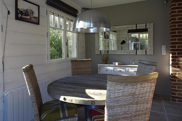 Foto van Huis in Normandië met Sauna & Kustsfeer - Vakantiehuis in Vinnemerville - DiningRoom
