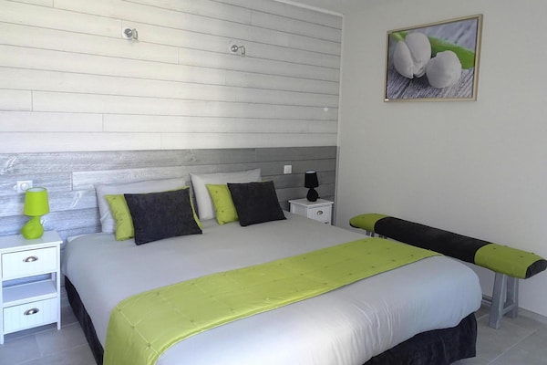 Foto van Huis in Normandië met Sauna & Kustsfeer - Vakantiehuis in Vinnemerville - BedRoom